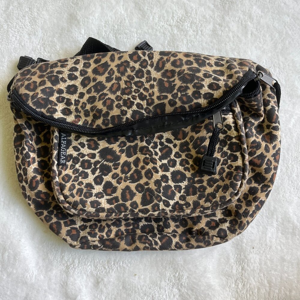 3/$30 🌟 Alfagear Leopard Print Fanny Pack - Picture 6 of 7